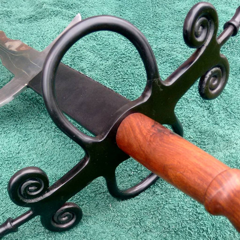 Flamberge con empuñadura de madera, semi-afilada 