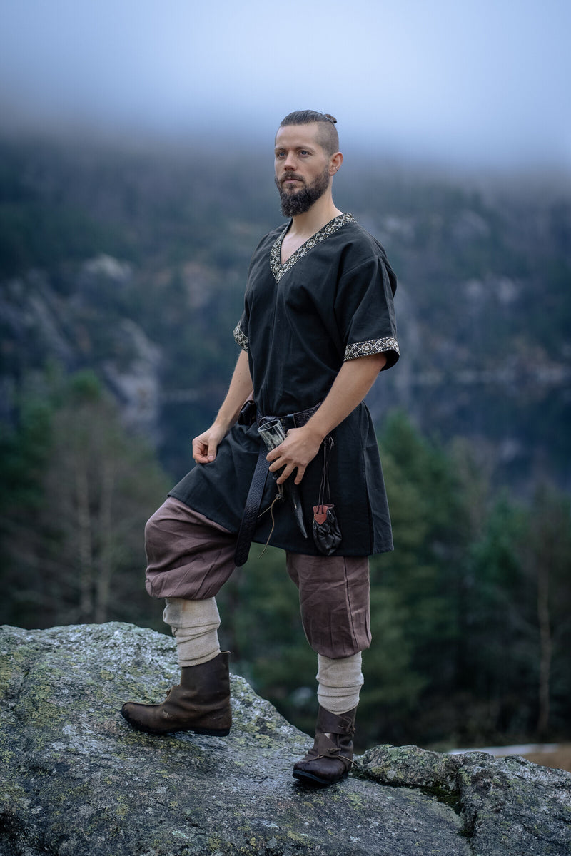 Tuniek Halbard, zwart