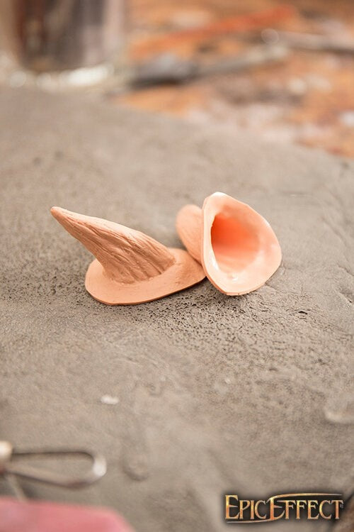 Djävulshorn, Lajv artikel 