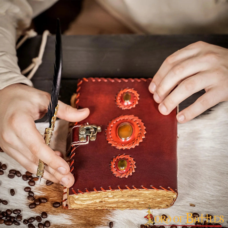 Diario in pelle con pietre 