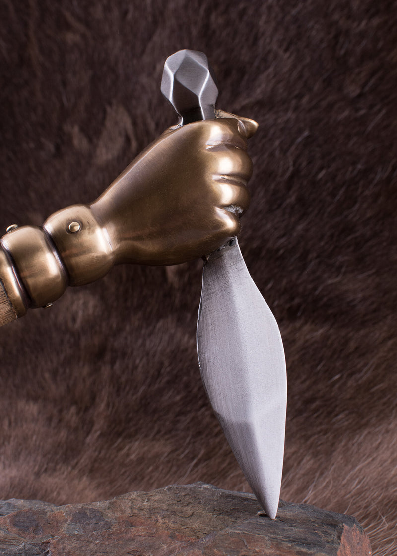 Stridshammer, rytterhakkepik, 16. århundrede, halvskarpt 