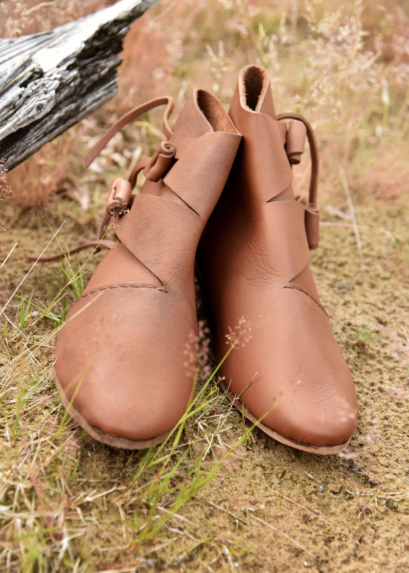 Viking schoenen Jorvik met nagels, lichtbruin