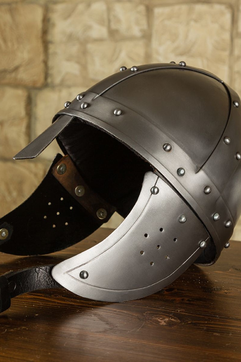 Germaanse spangenhelm Henning, 1-1.2 mm