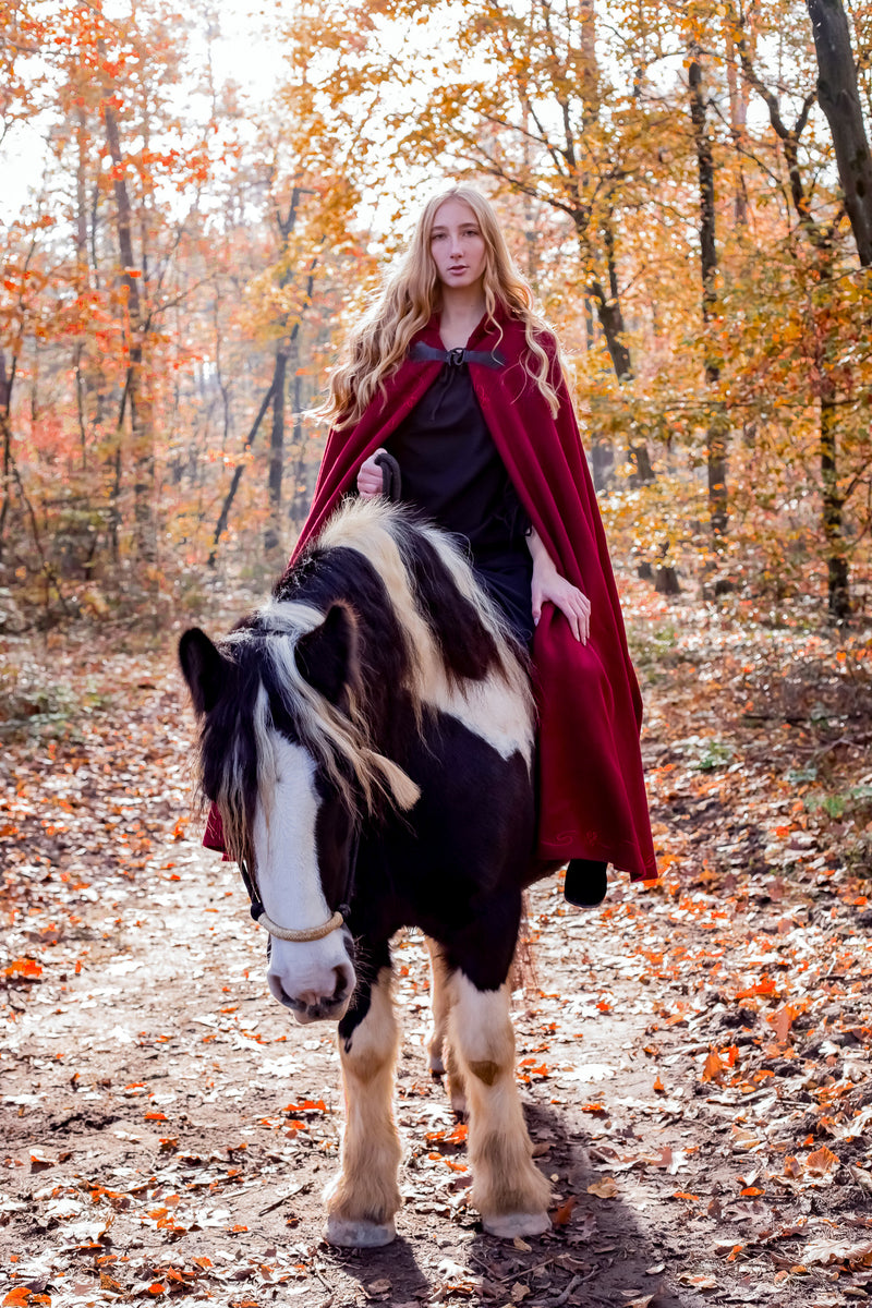 Geborduurde mantel Damia met sluiting, rood, wolmix