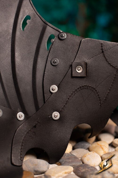 Dark elven Eventide kuras