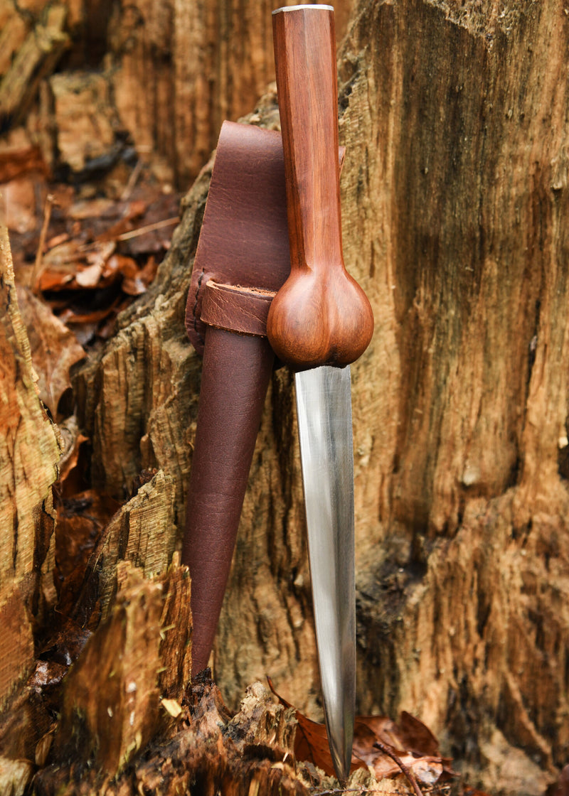 Klotendolk, semi-scherp