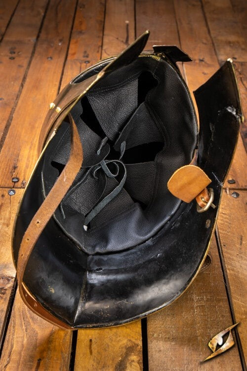 Hełm ilumin, brązowy