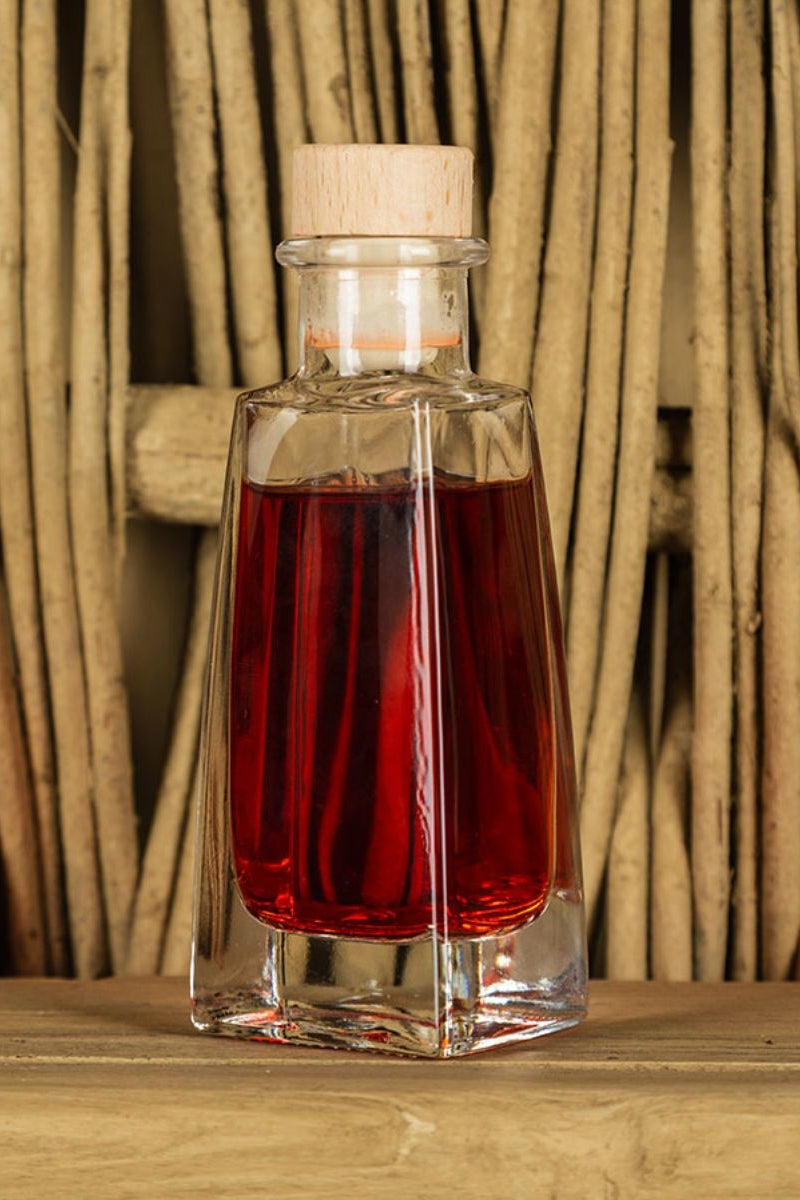 Botella de vidrio cuadrada de 100 ml con corcho 