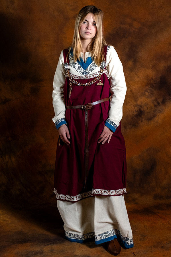 Hangeroc Svanhild, rood