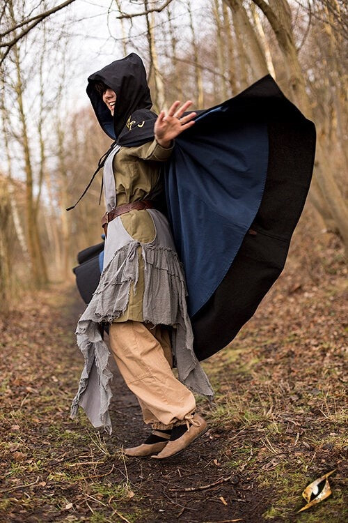 Geborduurde mantel Terra, zwart