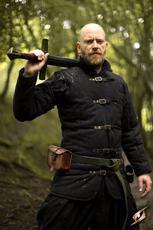 Middeleeuwse gambeson met riemen, zwart