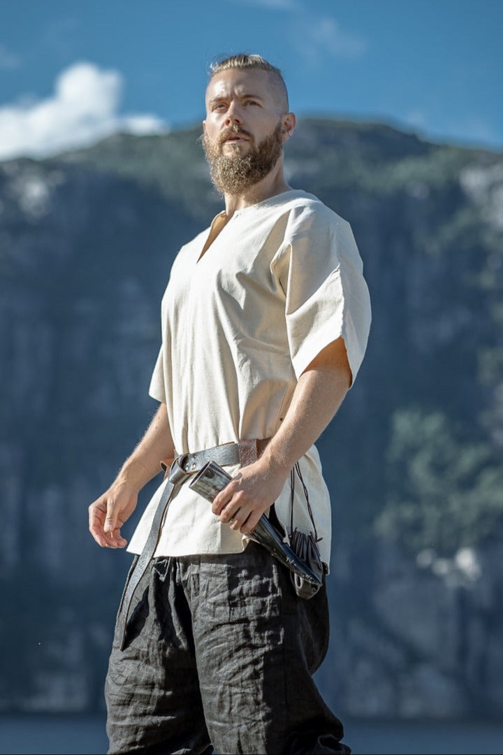 Tuniek Uhtred, crème