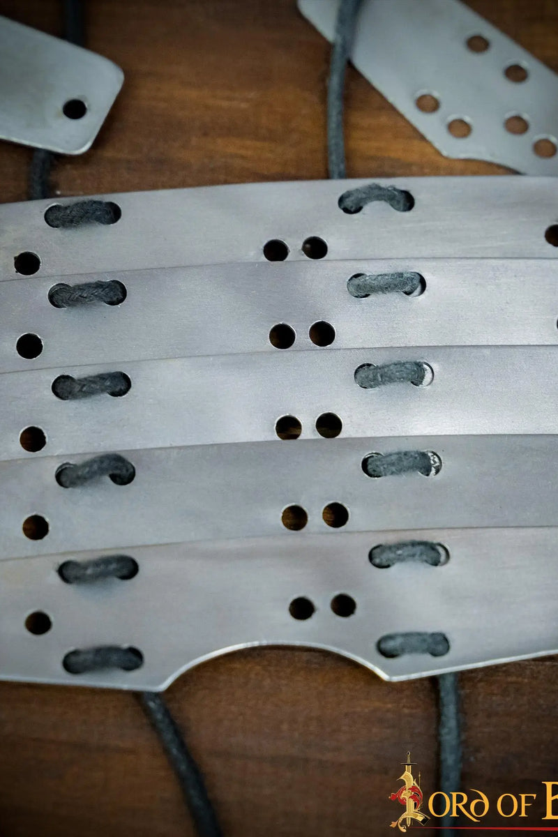 Germaans, Byzantijns lamelpantser 9,5 x 2,2 cm, 100x