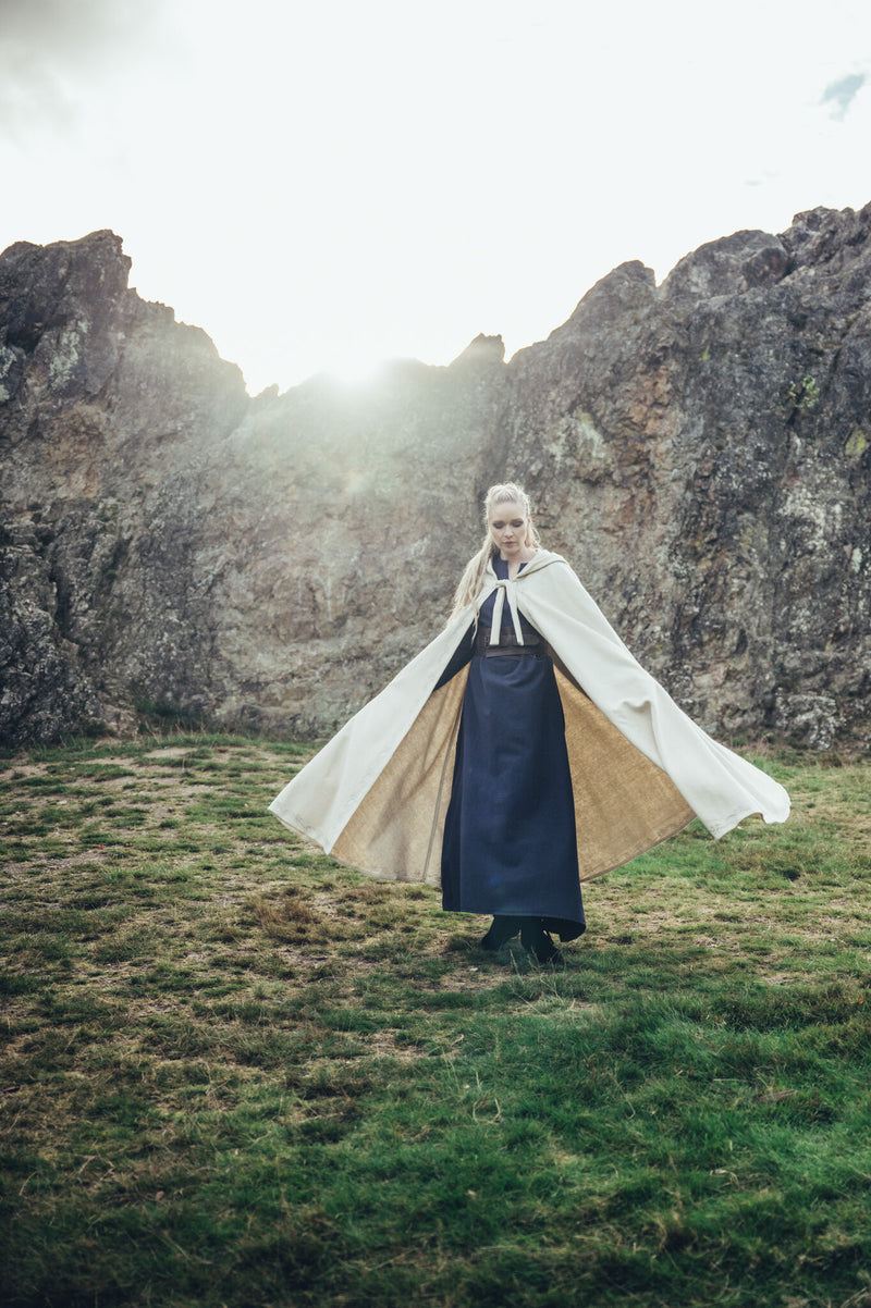 Broderie manteau Damia, crème, mélange de laine 