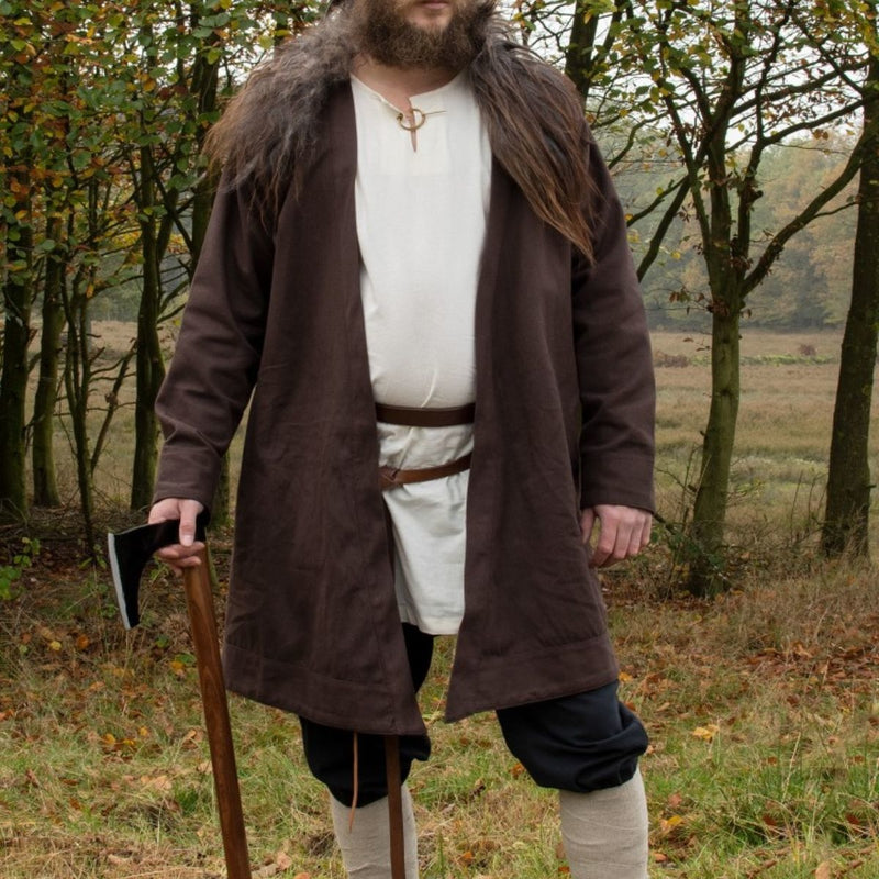 Vroegmiddeleeuwse kaftan Njord, bruin