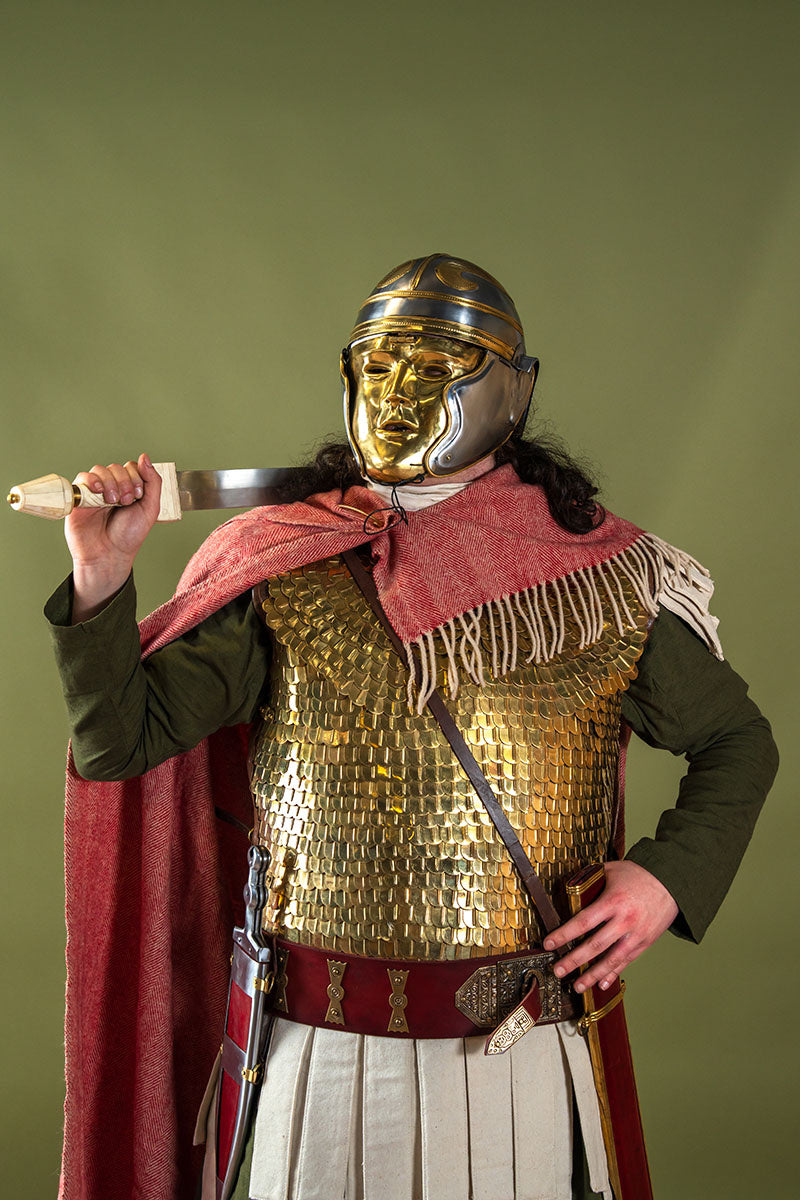 Elmo da cavalleria romano del I secolo con larva-maschera, 1,3 mm 