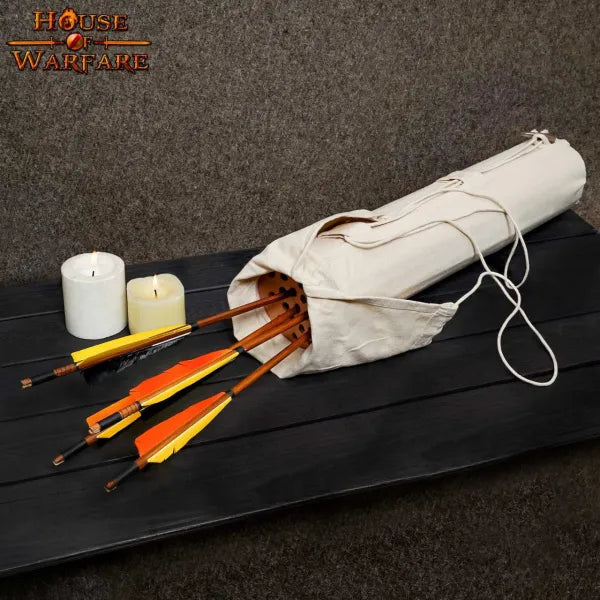 Laatmiddeleeuwse stoffen pijlkoker