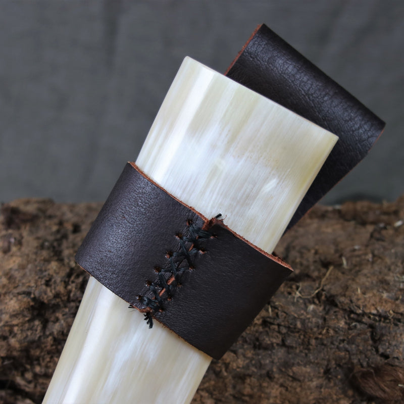 Drinkhoorn houder Louis bruin