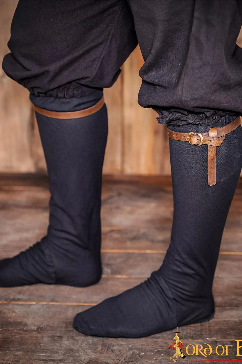 Middeleeuwse leren kousenbanden, bruin