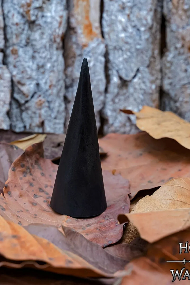 Conique embout, forgé à la main, tranchant 