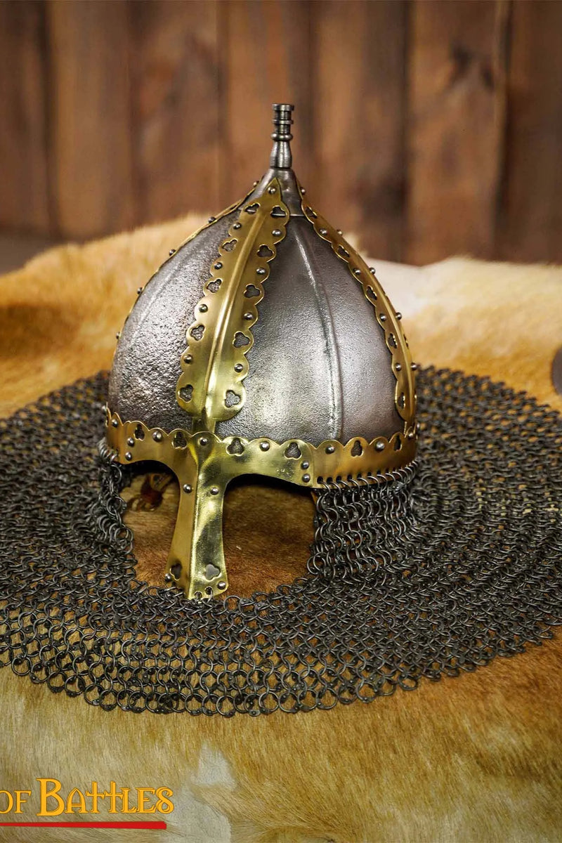 10e eeuwse Vikinghelm Gnezdovo, 1.6 mm