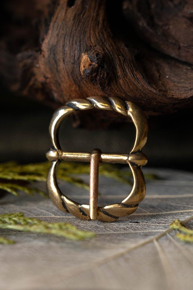 Late middeleeuwse gesp 2a