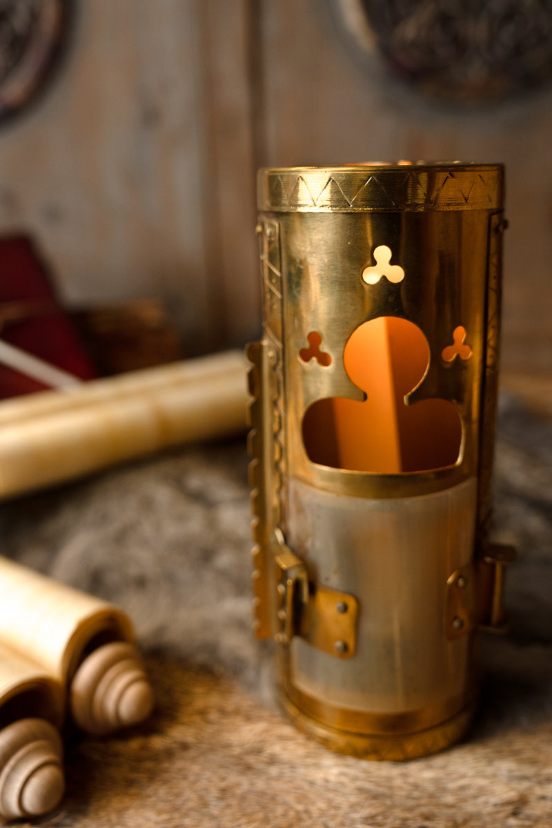 Lanterna del XIV secolo museo di Londra 