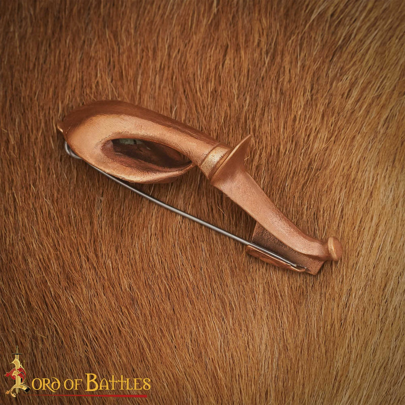 Trompetfibula (boogfibula) 1ste-4e eeuw, brons