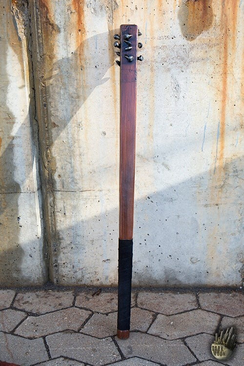 GRV mazza con chiodi 