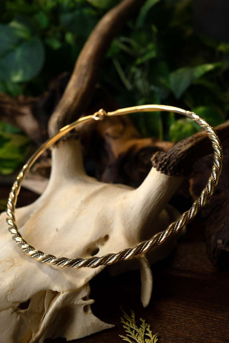 Viking torque Harald Blauwtand, brons