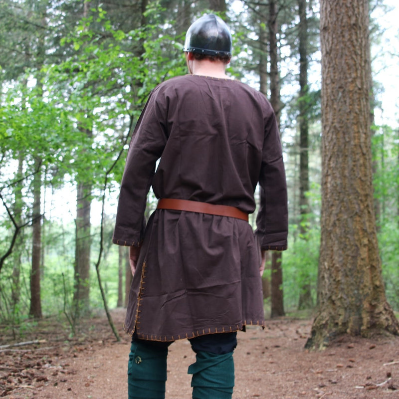 Tunica con orlo autentico, marrone scuro 