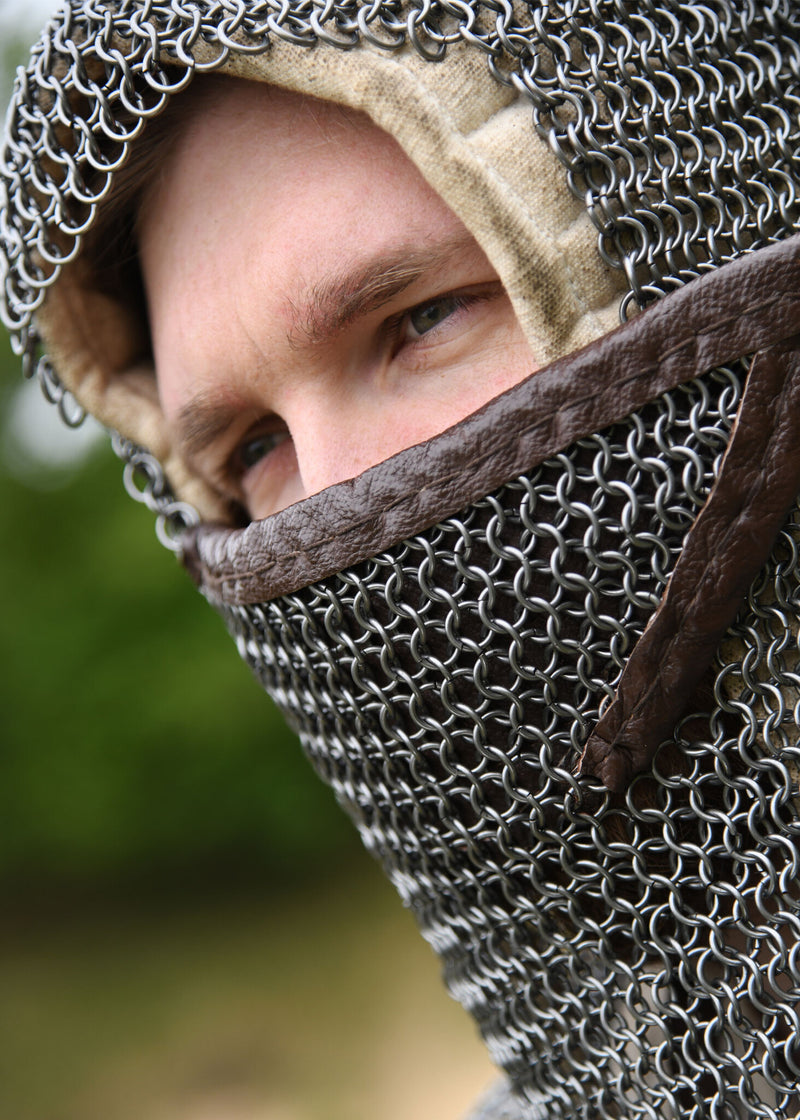 Maliënhaube mit dreieckigem Ventail, unbehandelt, 8 mm 