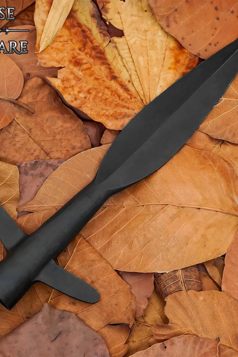 Hand-forged Viking spearhead with wings, semi-sharp