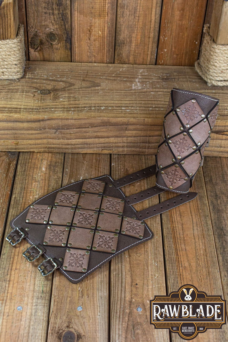 Lombard Bracers - Bruin