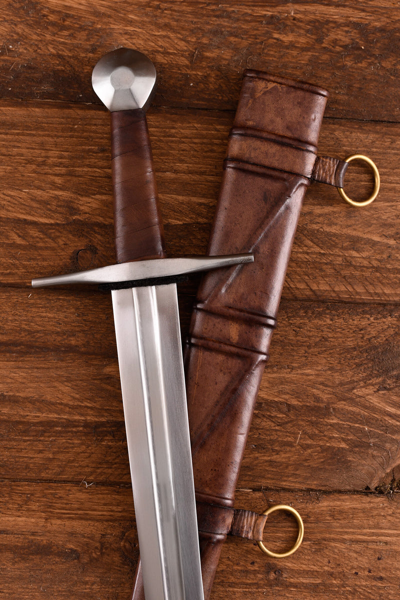 Sir William Marshallzwaard, semi-scherp