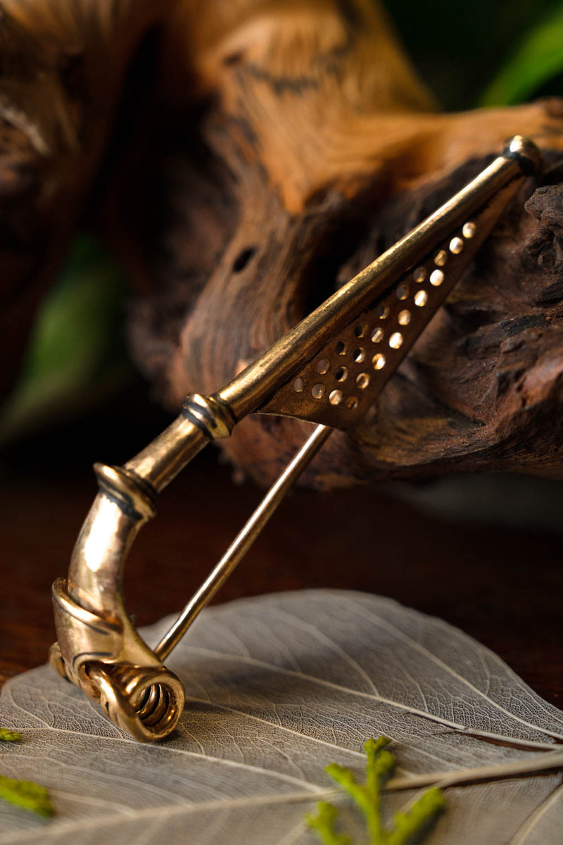 Germanische Bogenfibel 1. Jahrhundert n.Chr, Bronze 