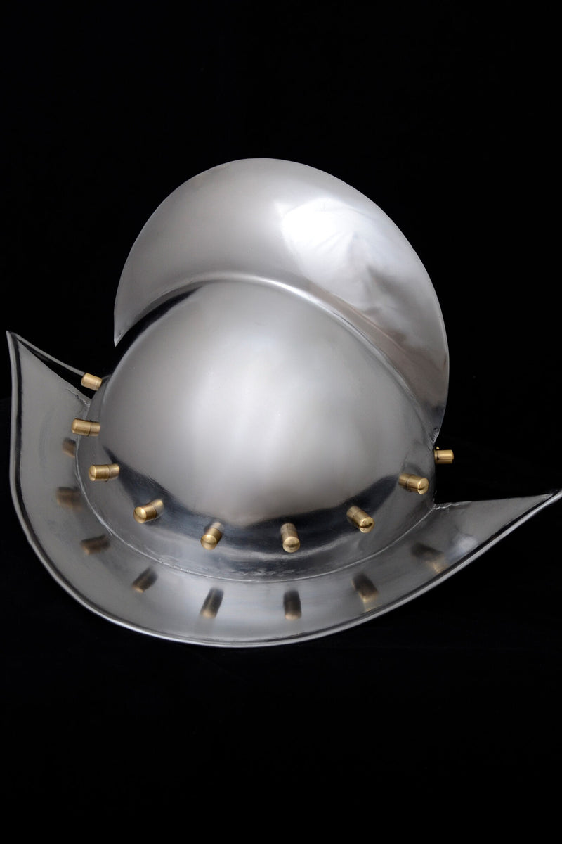 16e eeuwse morion, 1-1.2 mm