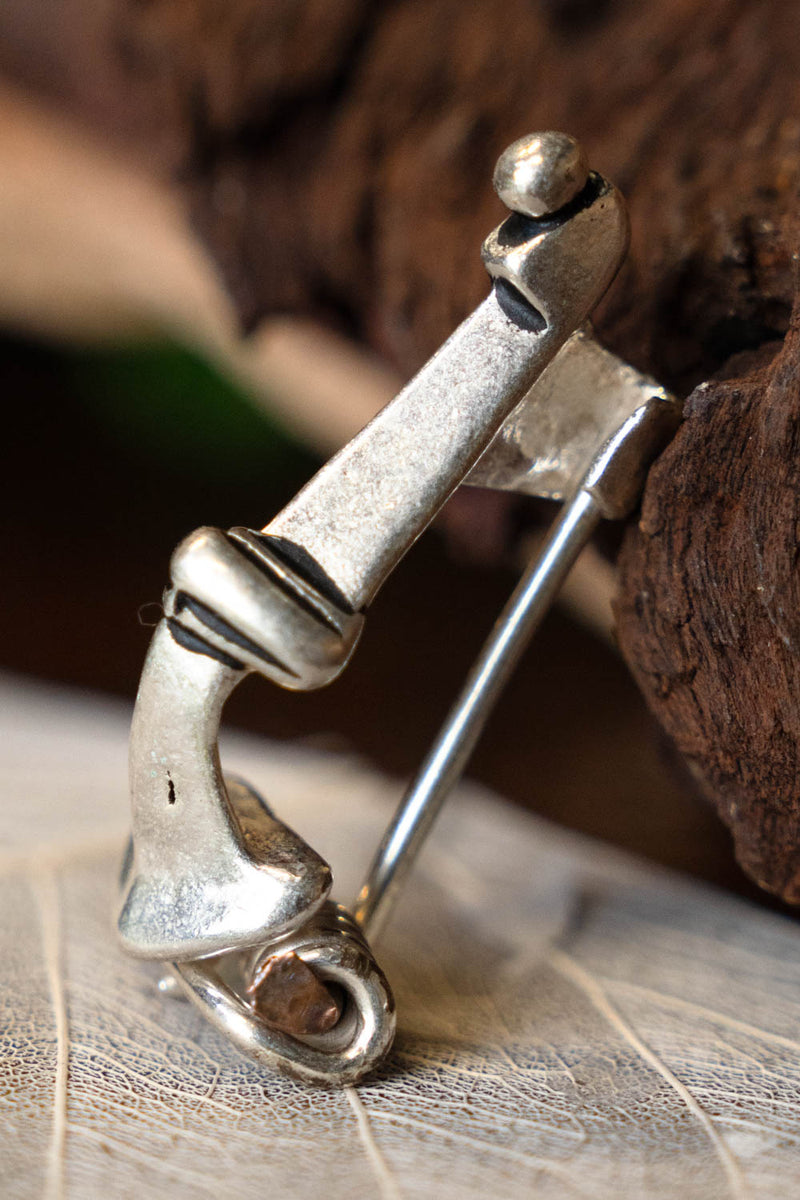 Kruisboogfibula Lîmes (40-70 n.Chr.), verzilverd brons