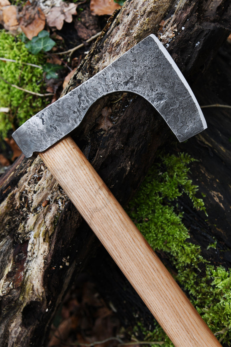 Vikingbijl, skeggox, type C, semi-scherp