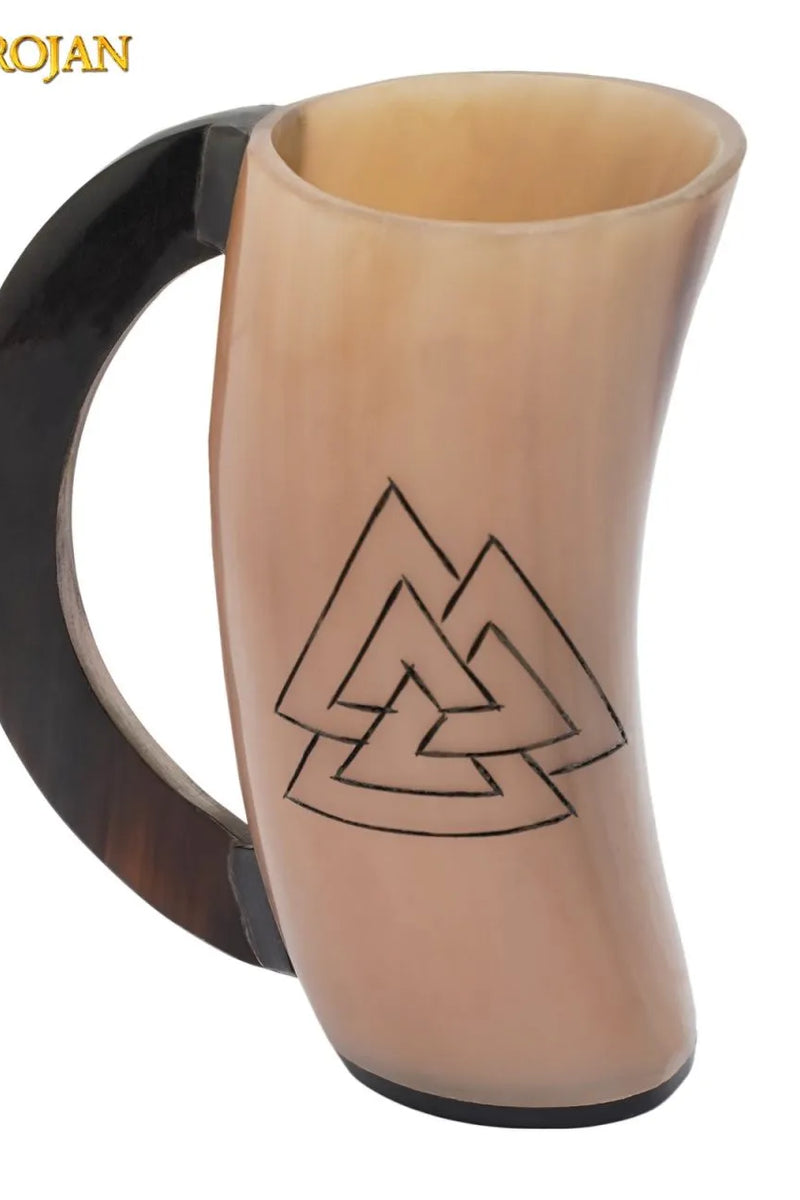 Corno per bere tazza con valknut 