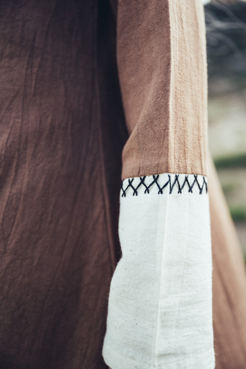 Sukienka Viking Lagertha, piasek