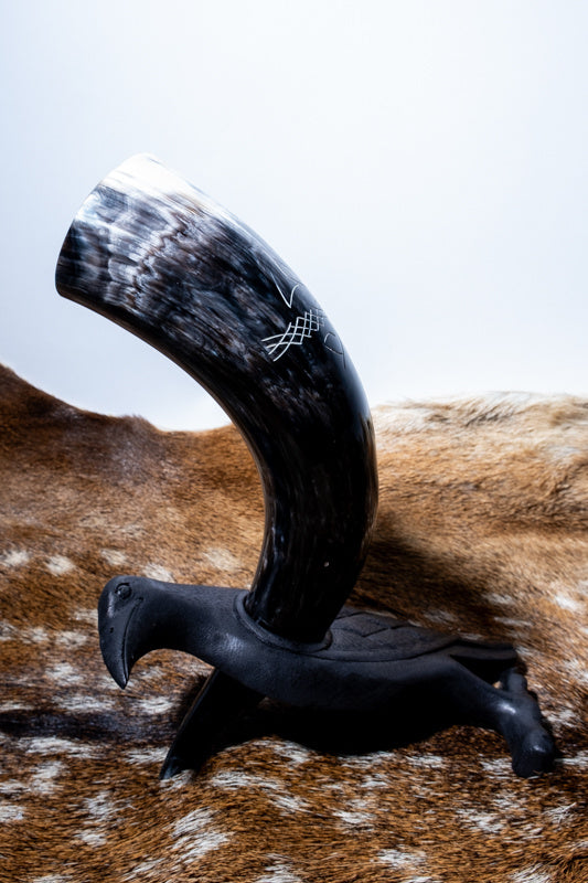 Drinking horn holder Munin