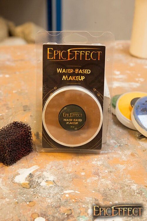 Epic Effect make-up lichtbruin