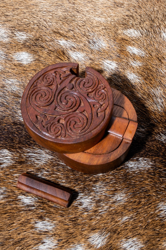 Sieradendoosje triskelion, hout