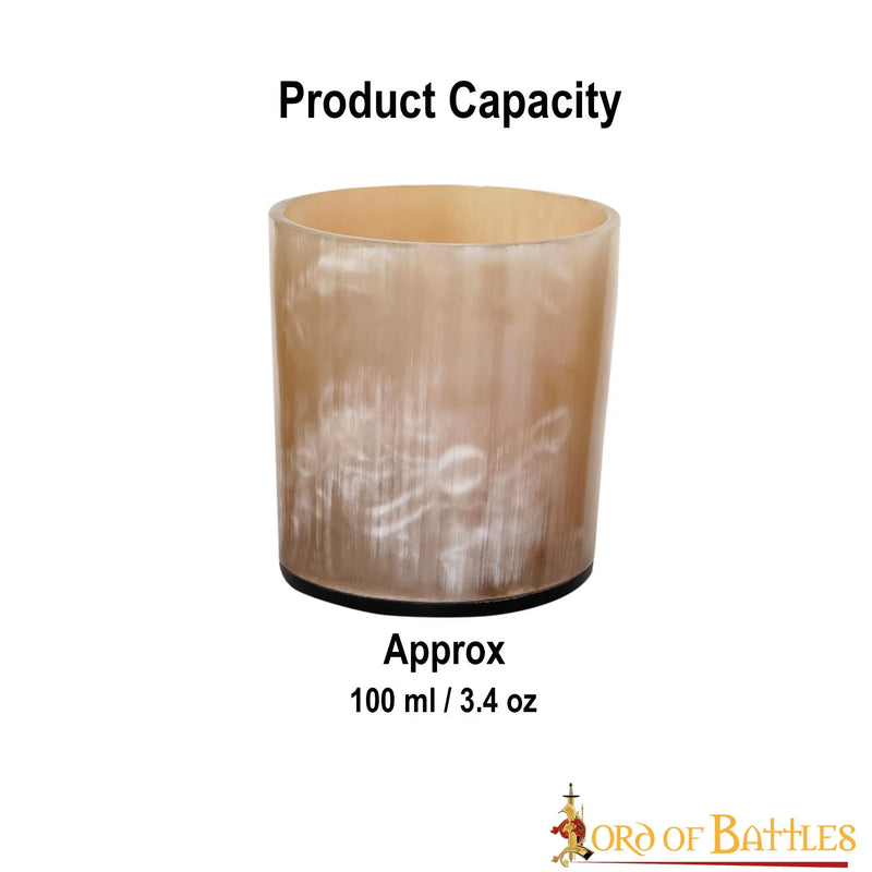 Trois verres à shot en corne, 100-200 ml 