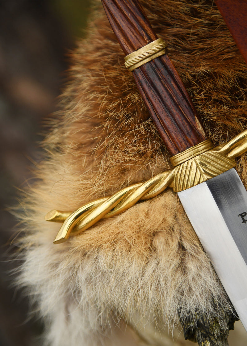 Middeleeuws zwaard Oakeshott XVIII, semi-scherp