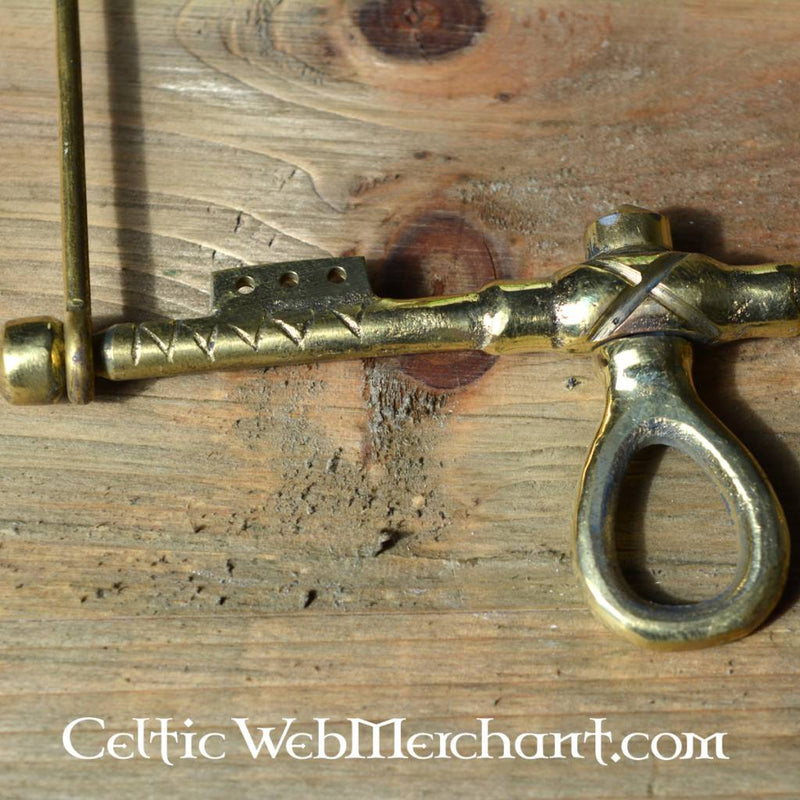 Purse bar and hanger London Museum