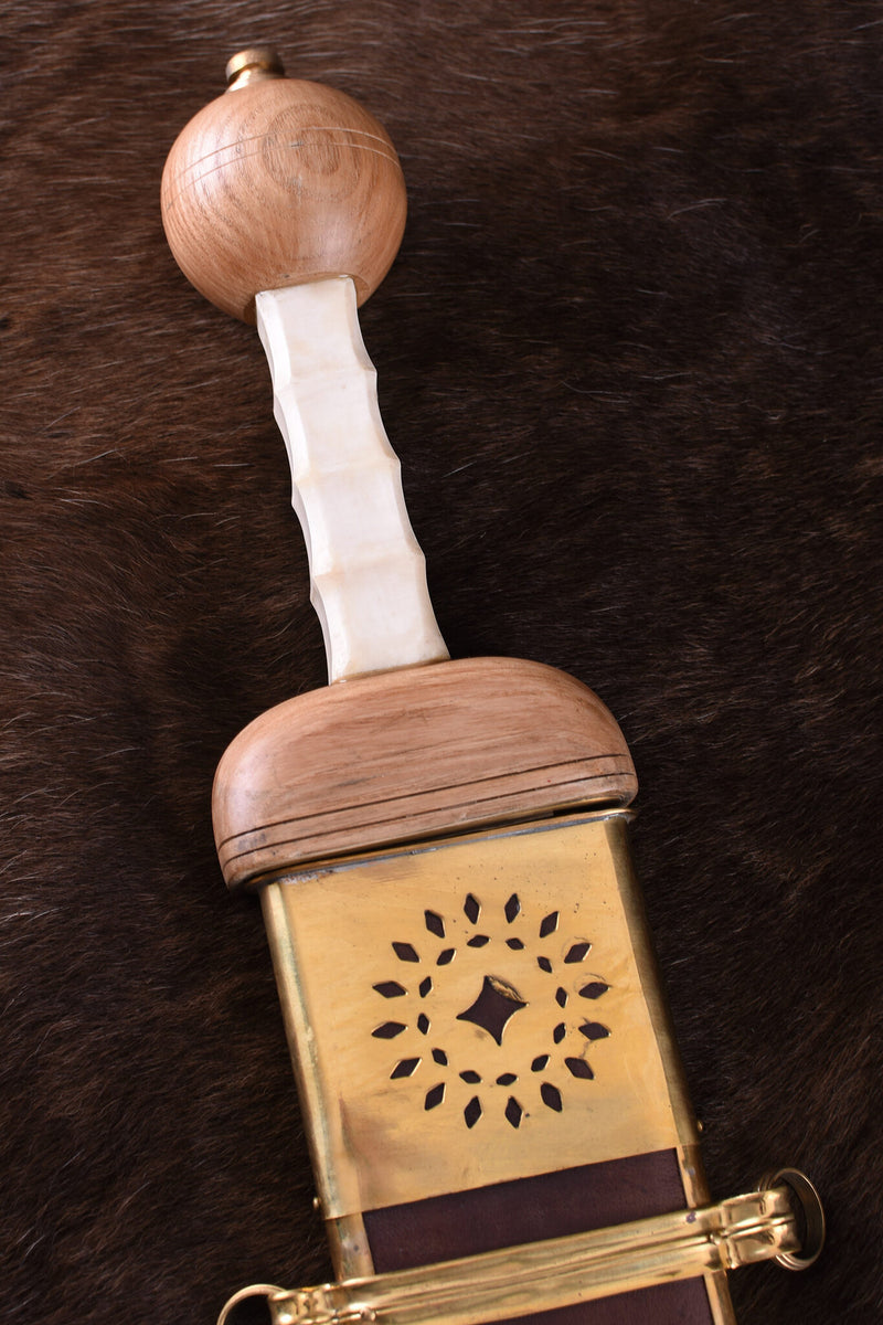 Fulham Gladius Porto Novo, semi-scharf 