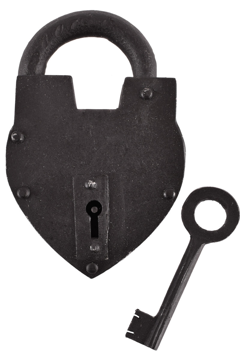 Hartvormig historisch hangslot