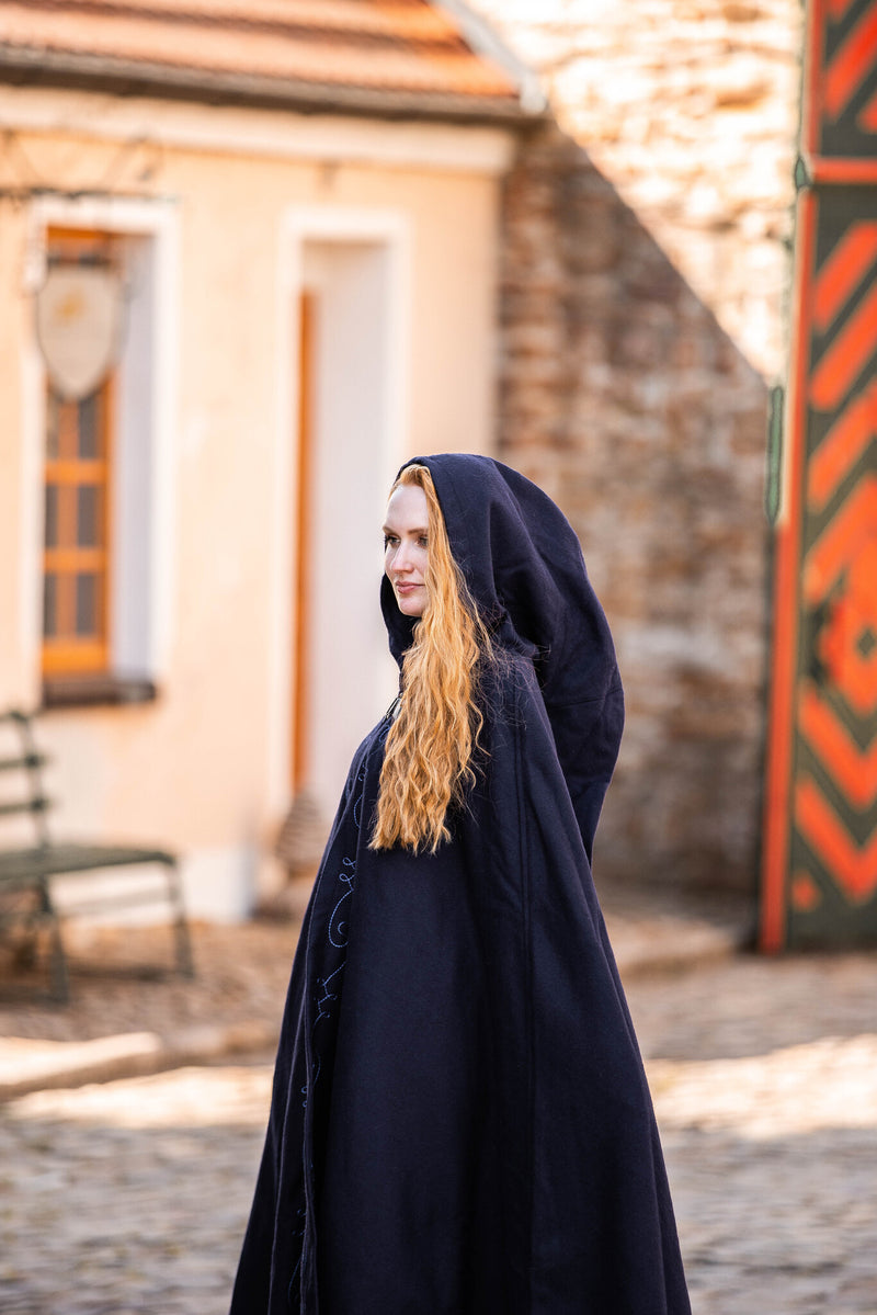 Embroidered cloak Damia with clasp, wool blend, blue